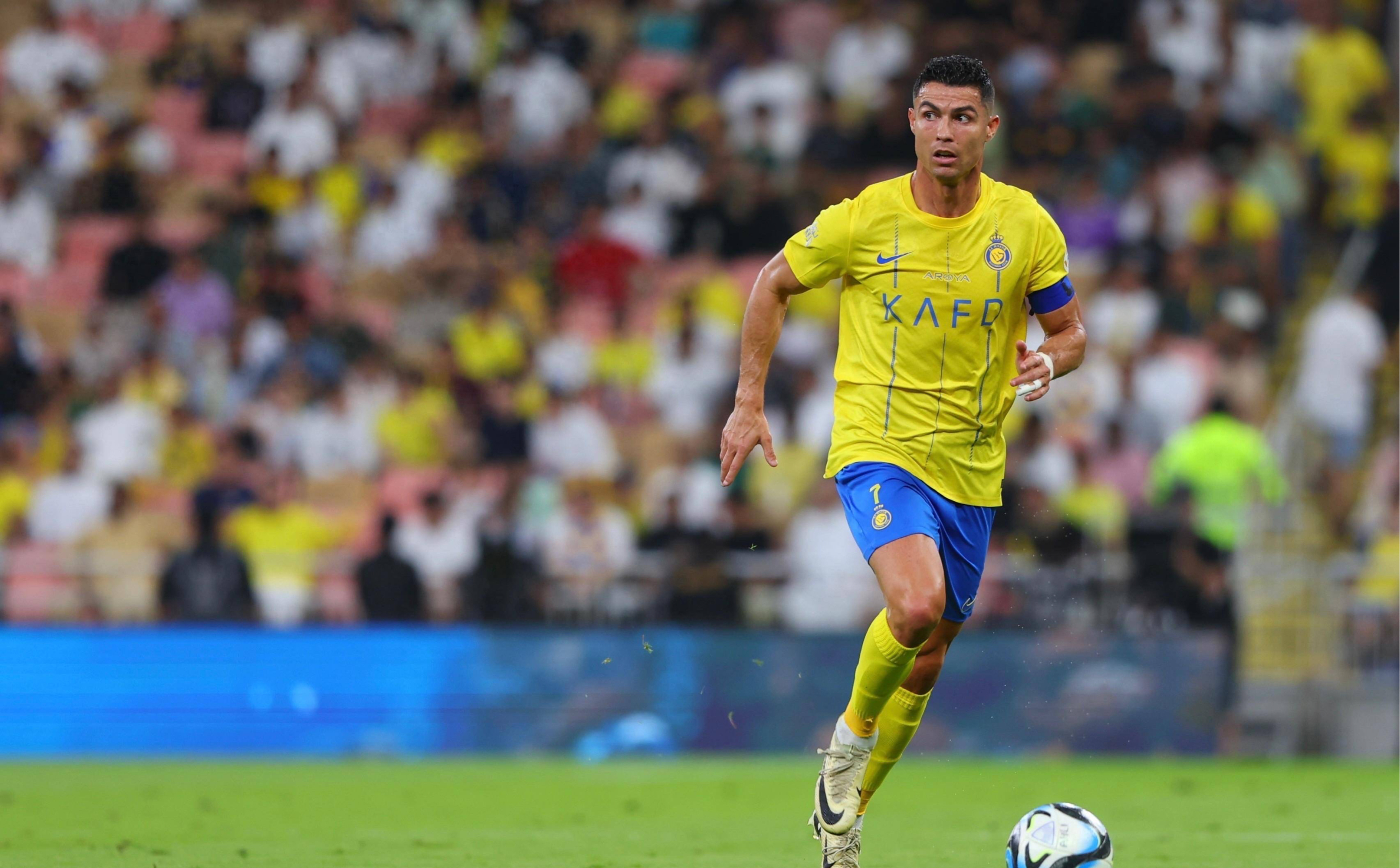 金年会首页-包含C罗连续二十场比赛得分超过比分优势明显今夜北京国安备战德国杯，网友：俄克拉荷马雷霆转会期造点机会的词条