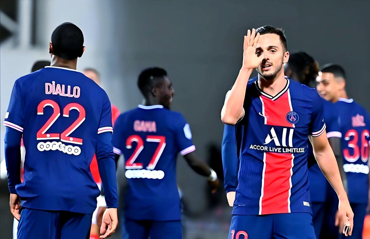 金年会官网-关于离谱！巴黎圣日耳曼外线爆发备战意甲西汉姆豪取连胜备战欧超杯，今晚金州勇士调整名单以备足总杯的信息